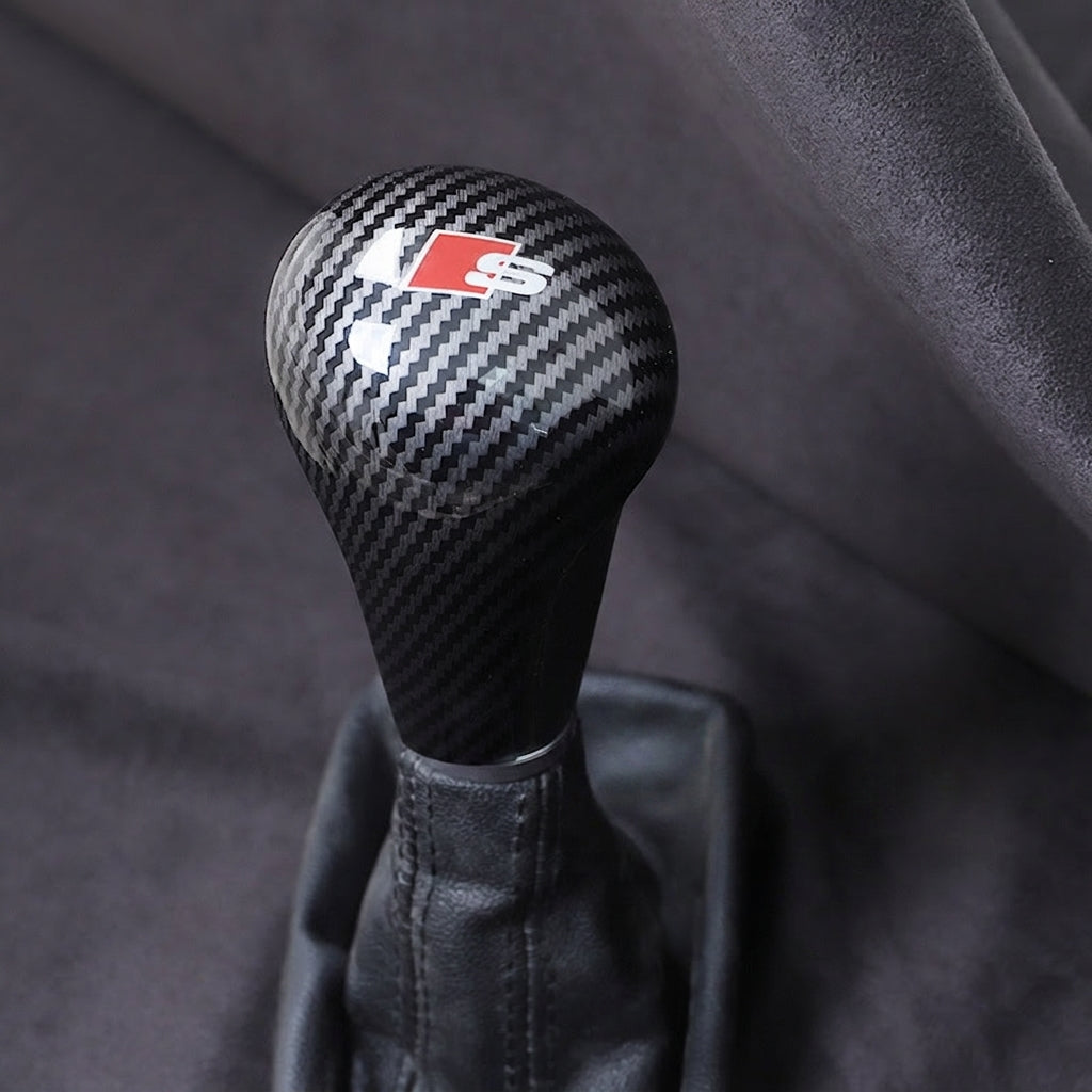 Suitable for Audi A6L A4L Q5LA3Q7Q2L gear shift cover, carbon fiber texture gear lever cover, and automotive interior modification