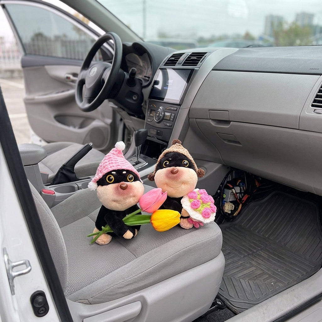 Car ornaments cute dolls bee dog car central control screen party doll display screen decoration car interior products - Interior Placement